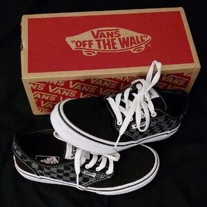 Vans Classic Black and White Checkered Shoes Boys Y 3